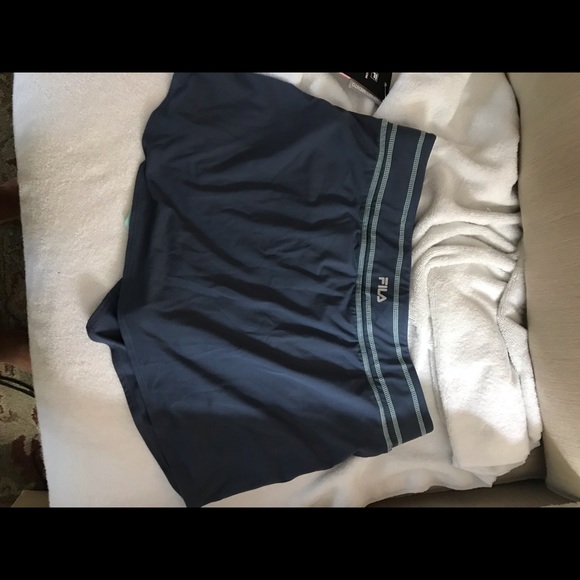 Fila NWT skort - Picture 3 of 3